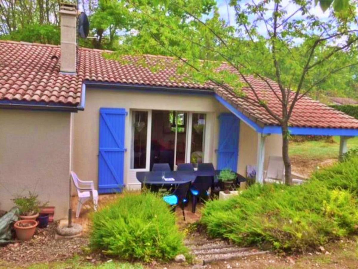 Vakantie Woning Le Chat Maison 175 Ecuras Екстериор снимка